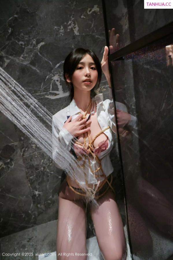   [XiuRen]高清写真图 2025.02.28 No.9949 奶芙乔乔 美腿黑丝第58张图片